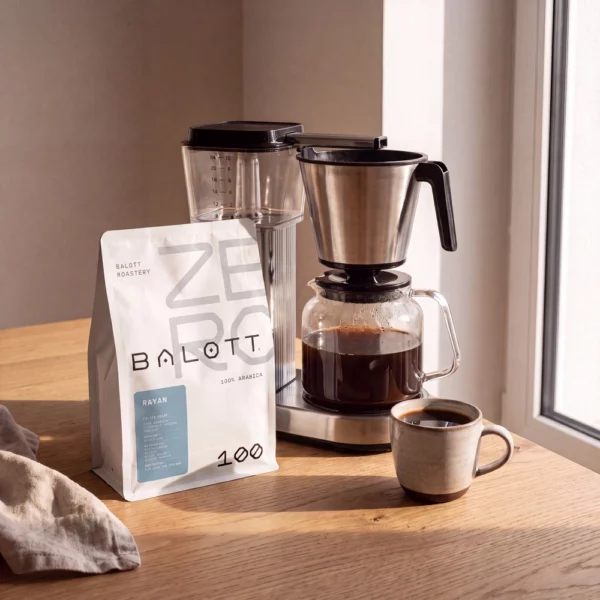 Rayan mit Filterkaffeemaschine zubereitet